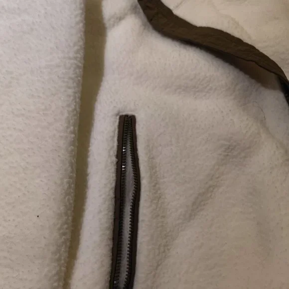 Gap Fleece Jacket - Picture 4 of 5